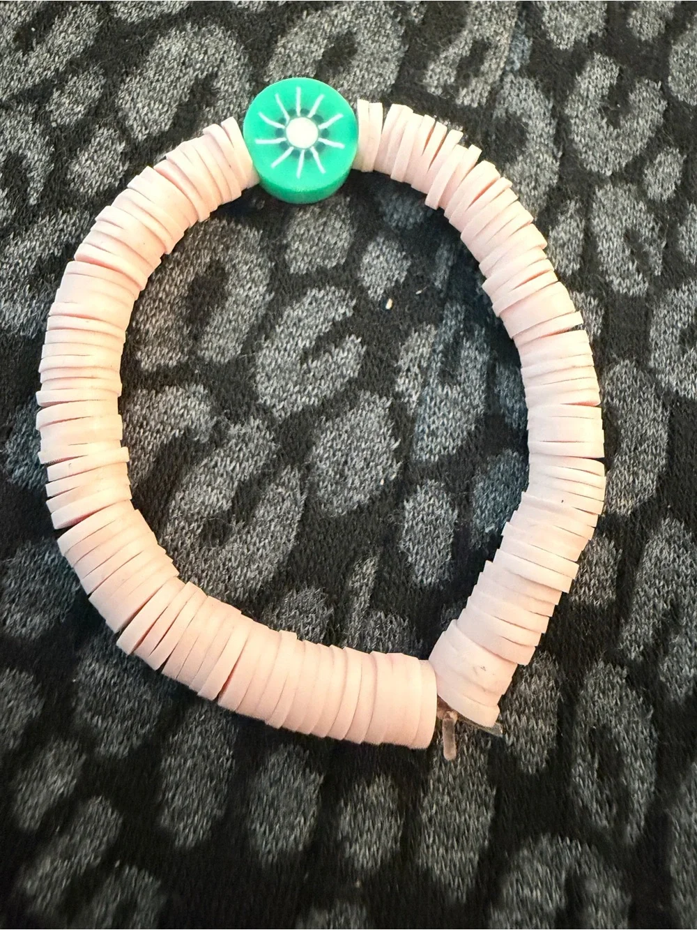 Kids Kiwi Bracelet With Pink Circle Beads